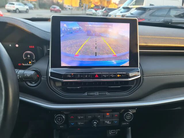 Джип Компас 2021 в Европе на Automoto.ua Синий Джип Компас, объемом двигателя 1.33 л и пробегом 39 тыс. км за 19653 $, фото 9 на Automoto.ua