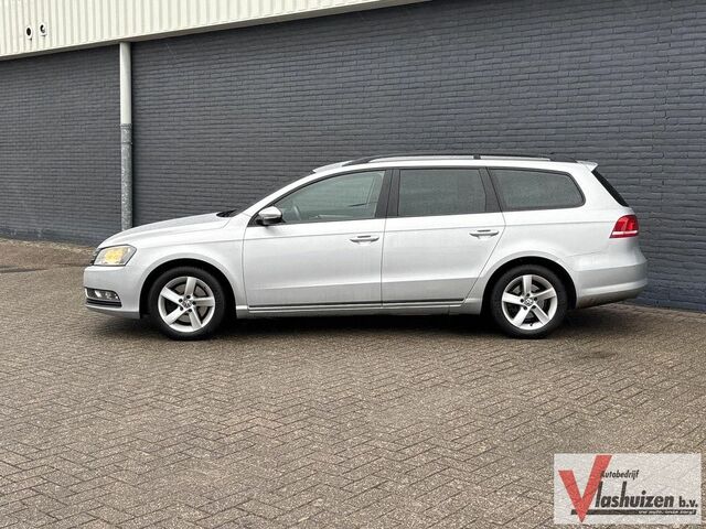 Фольксваген Пассат Варіант 2012 у Європі на Automoto.ua Сірий Фольксваген Пассат Варіант, об'ємом двигуна 1.6 л та пробігом 374 тис. км за 5258 $, фото 7 на Automoto.ua