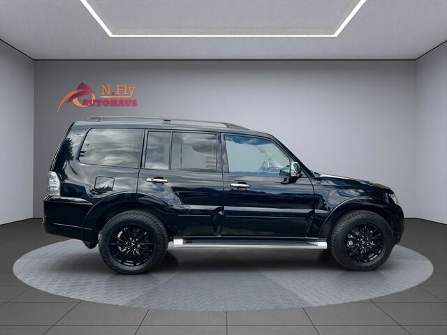 Міцубісі Паджеро 2016 у Європі на Automoto.ua Чорний Міцубісі Паджеро, об'ємом двигуна 3.2 л та пробігом 175 тис. км за 29117 $, фото 5 на Automoto.ua