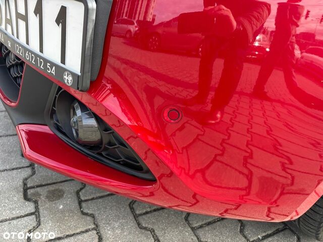 Альфа Ромео Giulietta 2018 у Європі на Automoto.ua Червоний Альфа Ромео Giulietta, об'ємом двигуна 1 л та пробігом 54 тис. км за 13536 $, фото 9 на Automoto.ua