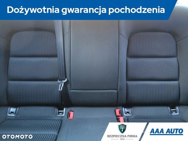 Ауді А4, об'ємом двигуна 1.97 л та пробігом 235 тис. км за 7127 $, фото 10 на Automoto.ua