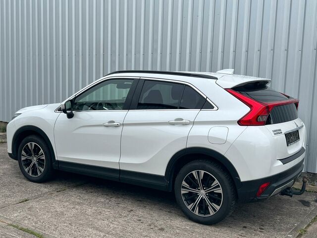 Мицубиси Эклипс 2019 в Европе на Automoto.ua Мицубиси Эклипс, объемом двигателя 1.5 л и пробегом 82 тыс. км за 16900 $, фото 2 на Automoto.ua