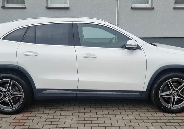 Мерседес ГЛА-Клас 2021 у Європі на Automoto.ua Білий Мерседес ГЛА-Клас, об'ємом двигуна 1 л та пробігом 41 тис. км за 32664 $, фото 7 на Automoto.ua