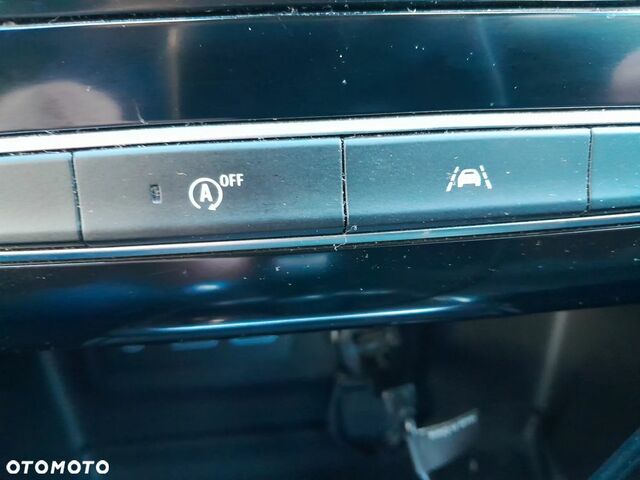 Рено Меган 2022 у Європі на Automoto.ua Сірий Рено Меган, об'ємом двигуна 1 л та пробігом 132 тис. км за 12809 $, фото 20 на Automoto.ua