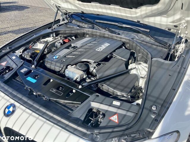 БМВ 5 Серія, об'ємом двигуна 3 л та пробігом 24 тис. км за 21382 $, фото 18 на Automoto.ua