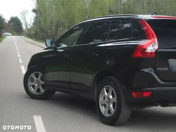 Вольво ХС60, об'ємом двигуна 1.98 л та пробігом 279 тис. км за 8402 $, фото 37 на Automoto.ua