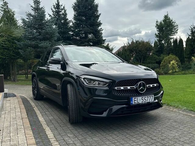 Мерседес ГЛА-Клас 2020 у Європі на Automoto.ua Чорний Мерседес ГЛА-Клас, об'ємом двигуна 1 л та пробігом 90 тис. км за 32688 $, фото 15 на Automoto.ua