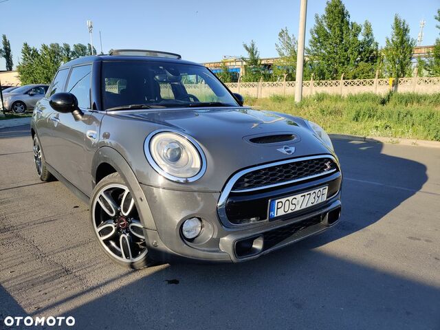 Міні Cooper S, об'ємом двигуна 2 л та пробігом 208 тис. км за 10778 $, фото 1 на Automoto.ua