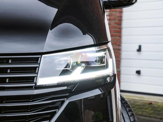 Фольксваген T6.1 Transporter 2023 у Європі на Automoto.ua Чорний Фольксваген T6.1 Transporter, об'ємом двигуна 1.97 л та пробігом 5 тис. км за 102412 $, фото 3 на Automoto.ua