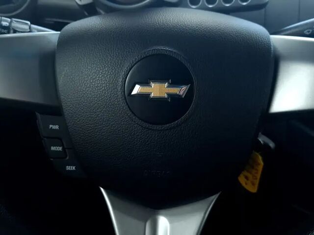 Шевроле Спарк 2010 в Европе на Automoto.ua Серебряный Шевроле Спарк, объемом двигателя 1 л и пробегом 87 тыс. км за 3798 $, фото 7 на Automoto.ua