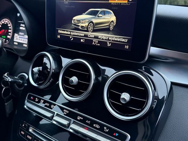 Мерседес Ц-Класс 2015 в Европе на Automoto.ua Белый Мерседес Ц-Класс, объемом двигателя 1 л и пробегом 280 тыс. км за 49900 $, фото 33 на Automoto.ua
