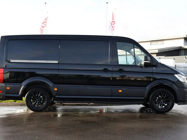 Фольксваген Крафтєр 2022 у Європі на Automoto.ua Чорний Фольксваген Крафтєр, об'ємом двигуна 1.97 л та пробігом 22 тис. км за 46572 $, фото 9 на Automoto.ua