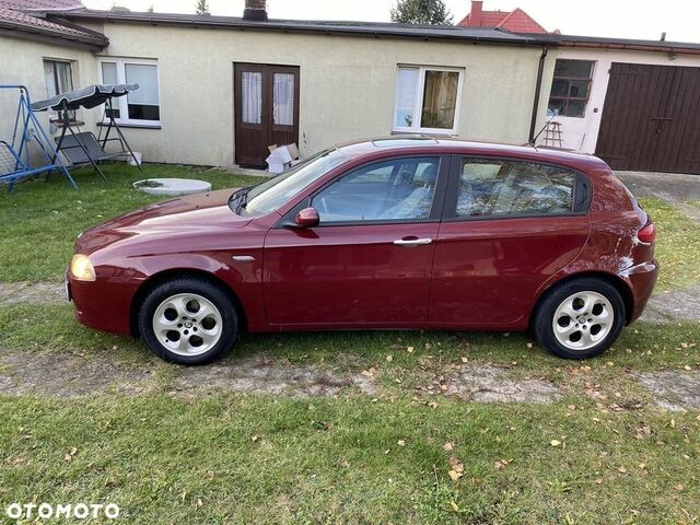 Альфа Ромео 147, об'ємом двигуна 1.6 л та пробігом 140 тис. км за 1944 $, фото 5 на Automoto.ua