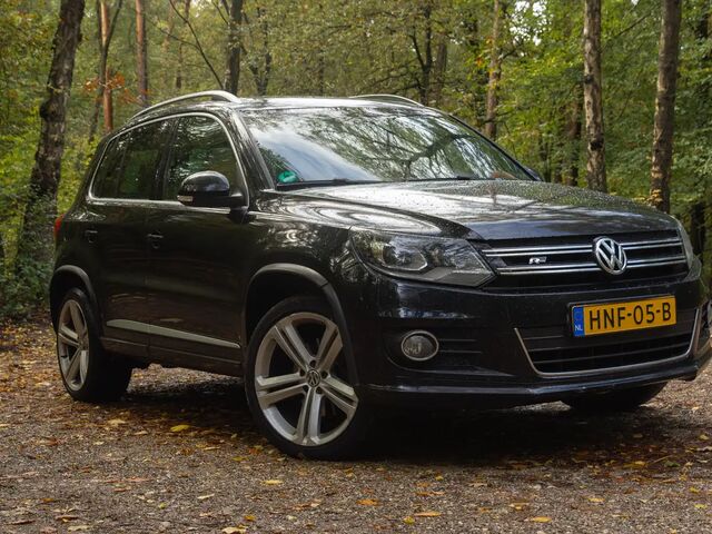 Фольксваген Тигуан 2014 в Европе на Automoto.ua Черный Фольксваген Тигуан, объемом двигателя 1.98 л и пробегом 226 тыс. км за 16363 $, фото 3 на Automoto.ua