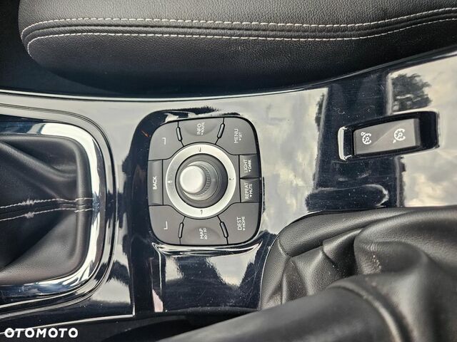 Рено Меган 2013 у Європі на Automoto.ua Чорний Рено Меган, об'ємом двигуна 1 л та пробігом 146 тис. км за 5545 $, фото 22 на Automoto.ua
