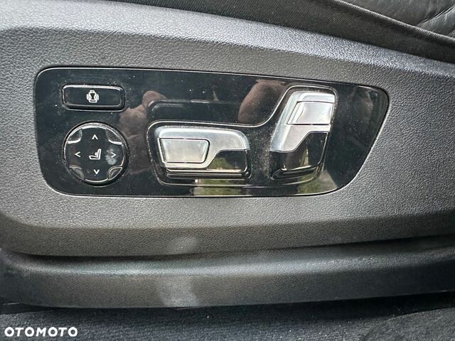 БМВ Х6 2020 в Европе на Automoto.ua БМВ Х6, объемом двигателя 2.99 л и пробегом 125 тыс. км за 260000 $, фото 31 на Automoto.ua