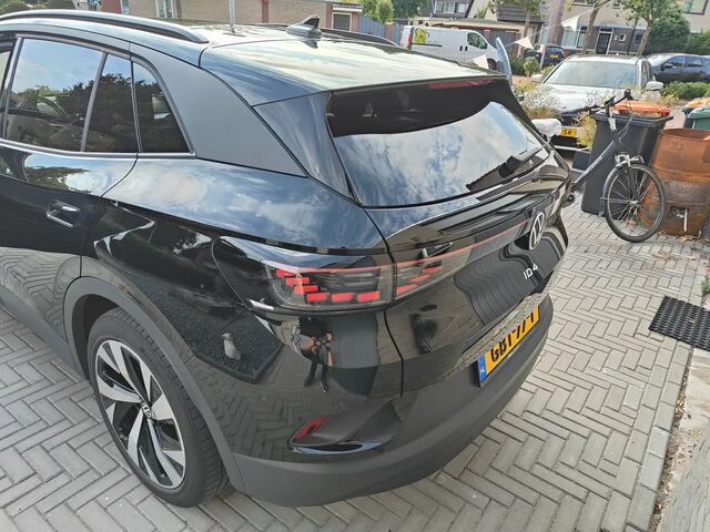 Фольксваген ID.4 2024 в Европе на Automoto.ua Черный Фольксваген ID.4, объемом двигателя 0 л и пробегом 30 тыс. км за 40246 $, фото 9 на Automoto.ua