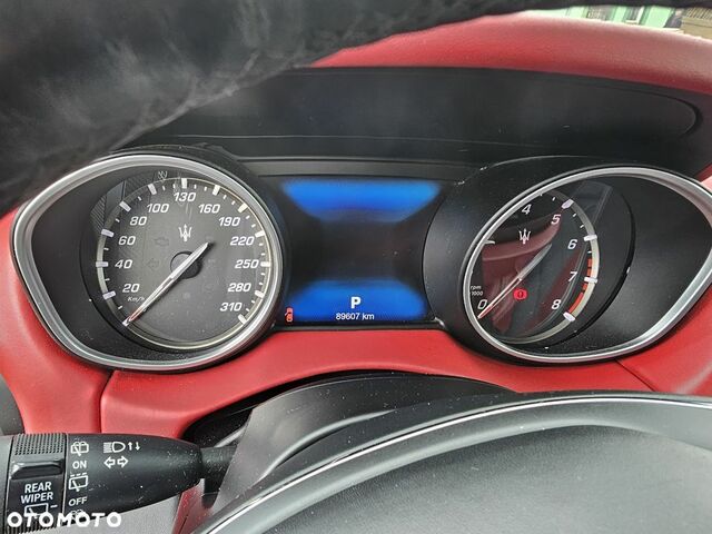 Мазерати Леванте, объемом двигателя 2.98 л и пробегом 90 тыс. км за 27862 $, фото 16 на Automoto.ua