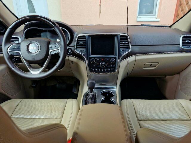 Чорний Джип Grand Cherokee, об'ємом двигуна 2.99 л та пробігом 65 тис. км за 43464 $, фото 3 на Automoto.ua