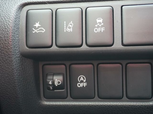 Мицубиси Eclipse Cross 2019 в Европе на Automoto.ua Мицубиси Eclipse Cross, объемом двигателя 1.5 л и пробегом 43 тыс. км за 17990 $, фото 25 на Automoto.ua