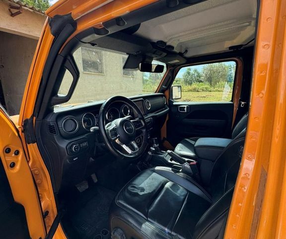 Джип Gladiator 2022 в Европе на Automoto.ua Черный Джип Gladiator, объемом двигателя 2.99 л и пробегом 50 тыс. км за 44484 $, фото 12 на Automoto.ua