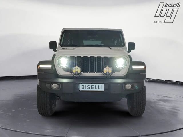 Джип Вранглер 2024 в Европе на Automoto.ua Белый Джип Вранглер, объемом двигателя 2 л и пробегом 50 тыс. км за 59503 $, фото 2 на Automoto.ua