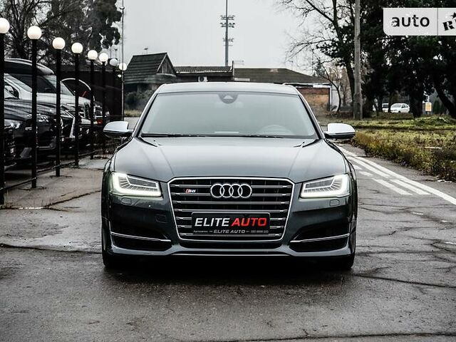 Ауди С8, Седан 2011 - н.в. 4,0 TFSI (520) quattro
