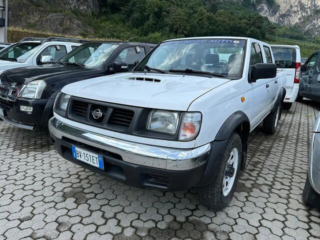 Ніссан Кінг Каб 2001 у Європі на Automoto.ua Білий Ніссан Кінг Каб, об'ємом двигуна 2.49 л та пробігом 1 тис. км за 6990 $, фото 2 на Automoto.ua