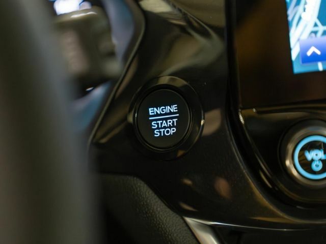 Серый Форд Фиеста, объемом двигателя 1 л и пробегом 10 тыс. км за 29011 $, фото 14 на Automoto.ua