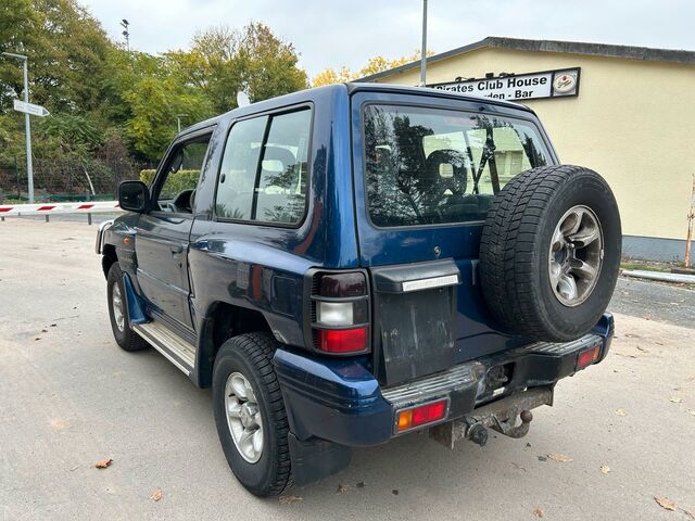 Мицубиси Паджеро 1999 в Европе на Automoto.ua Синий Мицубиси Паджеро, объемом двигателя 0 л и пробегом 145 тыс. км за 11900 $, фото 2 на Automoto.ua