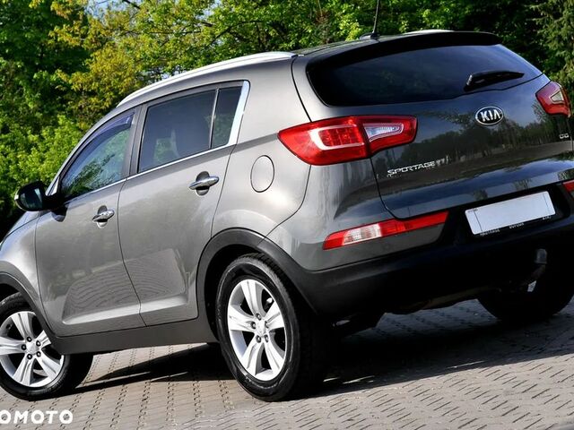 Киа Sportage, объемом двигателя 1.69 л и пробегом 190 тыс. км за 8143 $, фото 2 на Automoto.ua