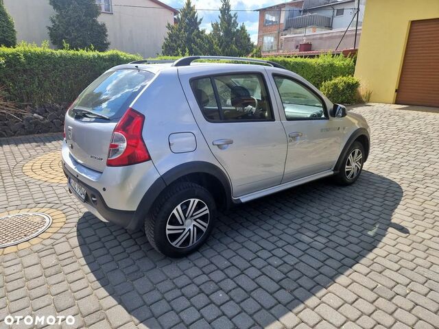 Дачия Sandero StepWay, объемом двигателя 1.6 л и пробегом 120 тыс. км за 4298 $, фото 3 на Automoto.ua