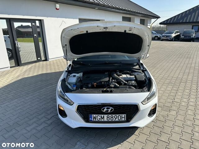 Хендай i30, об'ємом двигуна 1.58 л та пробігом 164 тис. км за 8834 $, фото 12 на Automoto.ua