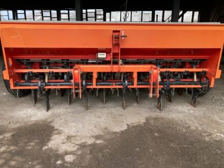Tume KL 2500 1995 в Житомире на Automoto.ua Красный Tume KL 2500, объемом двигателя 0 л и пробегом 0 тыс. км за 3500 $, фото 1 на Automoto.ua