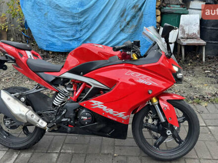 Красный TVS Apache RR310, объемом двигателя 0.31 л и пробегом 16 тыс. км за 3000 $, фото 1 на Automoto.ua