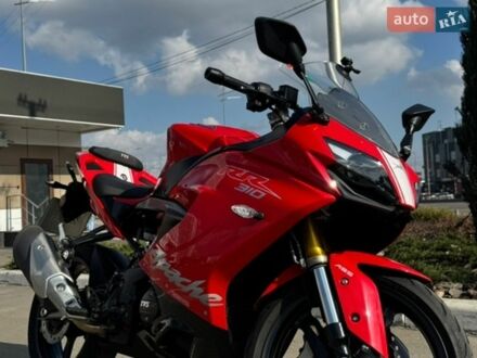 Красный TVS Apache RR310, объемом двигателя 0.31 л и пробегом 16 тыс. км за 3700 $, фото 1 на Automoto.ua