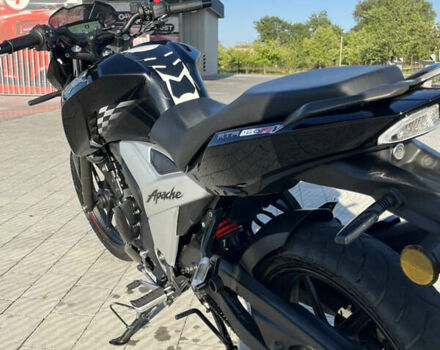 Черный TVS Apache RTR 160, объемом двигателя 0.16 л и пробегом 6 тыс. км за 1550 $, фото 4 на Automoto.ua