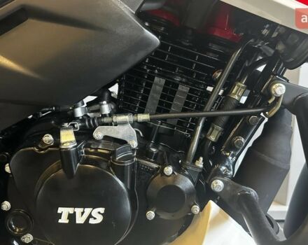 купить новое авто TVS Apache RTR 200 2025 года от официального дилера Вояж Motorsports TVS фото
