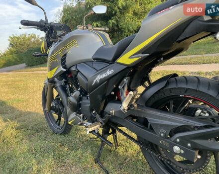 Сірий TVS2 Apache RTR 200, об'ємом двигуна 0.2 л та пробігом 3 тис. км за 2200 $, фото 2 на Automoto.ua