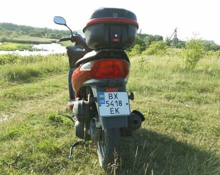 Красный United Motors Xpeed, объемом двигателя 0 л и пробегом 900 тыс. км за 950 $, фото 3 на Automoto.ua