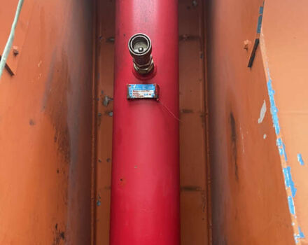 United Trailers 804277, об'ємом двигуна 2.45 л та пробігом 200 тис. км за 10600 $, фото 2 на Automoto.ua