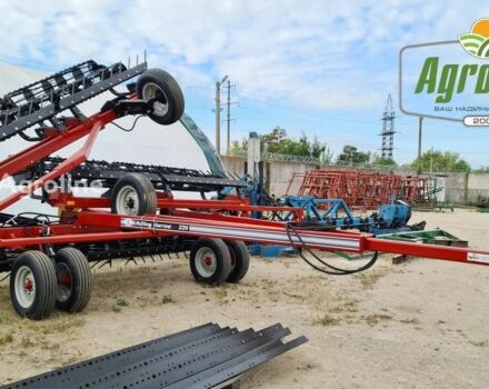 Красный Unverferth Другая, объемом двигателя 2.45 л и пробегом 0 тыс. км за 11709 $, фото 5 на Automoto.ua