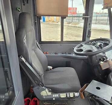 Синий VDL Ambassador, объемом двигателя 6.69 л и пробегом 700 тыс. км за 27500 $, фото 13 на Automoto.ua