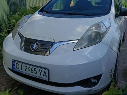 Білий Venucia E30, об'ємом двигуна 0 л та пробігом 173 тис. км за 5300 $, фото 1 на Automoto.ua