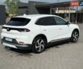 Белый VinFast VF-8, объемом двигателя 0 л и пробегом 26 тыс. км за 19700 $, фото 13 на Automoto.ua