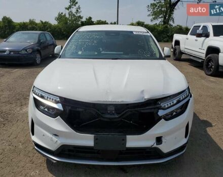 Белый VinFast VF-8, объемом двигателя 0 л и пробегом 18 тыс. км за 12500 $, фото 4 на Automoto.ua