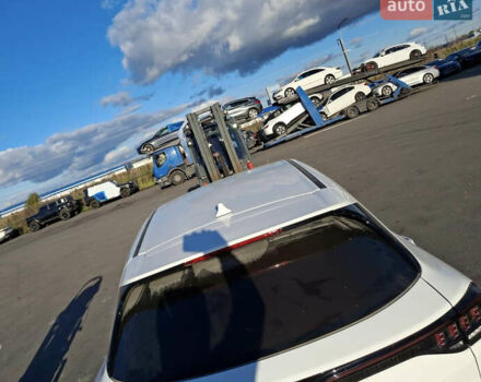 Белый VinFast VF-8, объемом двигателя 0 л и пробегом 3 тыс. км за 12999 $, фото 8 на Automoto.ua