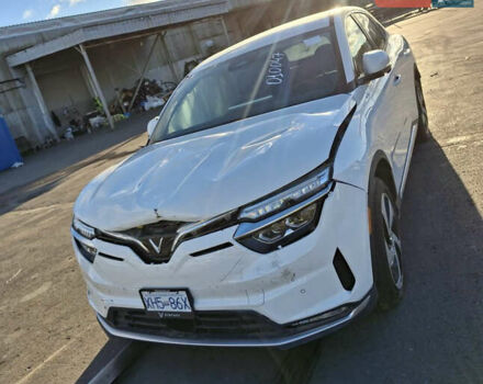 Белый VinFast VF-8, объемом двигателя 0 л и пробегом 3 тыс. км за 12999 $, фото 1 на Automoto.ua