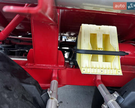 Красный Vocol GI 44, объемом двигателя 0 л и пробегом 250 тыс. км за 57500 $, фото 6 на Automoto.ua