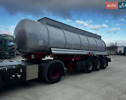 Красный Vocol GI 44, объемом двигателя 0 л и пробегом 250 тыс. км за 57500 $, фото 5 на Automoto.ua